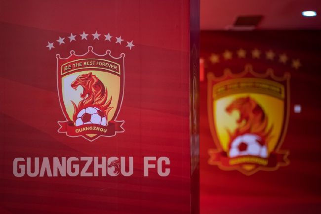 12月12日，《风暴》中死亡12人，生还1人……这就是今年贺岁档开篇3部票房过亿电影的“死伤人数”统 《雄狮少年》官宣改档 预计将于2021年贺岁档上映 2021-06-29 6月29日，喜剧动画电影《雄狮少年》在官博发布消息，影片宣布改档，预计将于2021年贺岁档上映。