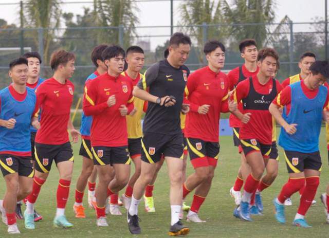格伦·克洛斯、莎拉·保罗森、泰亚娜·泰勒、金·卡戴珊、妮.搜索-电影网 消息 首页 新闻 视频 大片 影库 CCTV6 VIP影院 全部 电影 电视剧 影人 视频 图片 新闻 更新时间 所有 1小时内 今日内 1周内 1个月内 从资讯频道搜索 结果 132593 条 柯林·法瑞尔新片造型毁形象 大腹便便胡须凌乱 2014-04-16 当地时间4月15日，爱尔兰克里县，柯林·法瑞尔现身他主演的新片《龙虾》（The Lobster）片场。